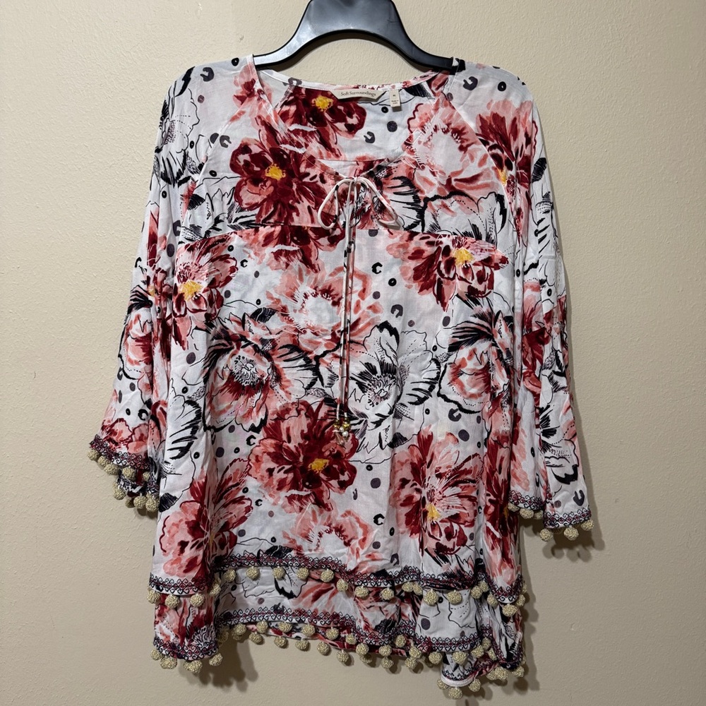 - Soft Surroundings Red and Pink Embellished Bell Sleeve Blouse casual boho - Picture 15 of 15